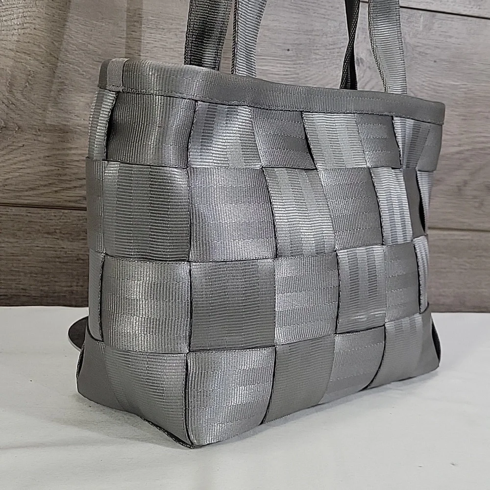 Harvery's Silver Seatbelt Bag